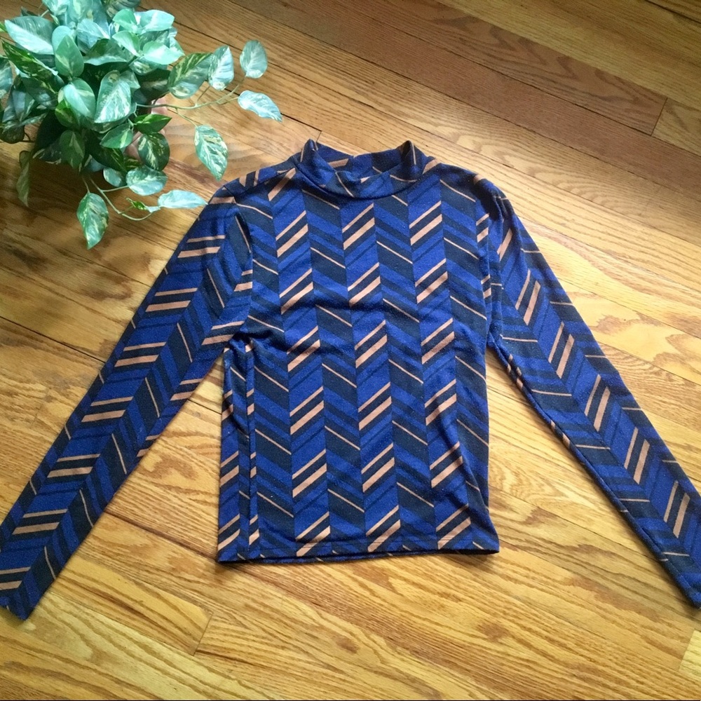60s Mod Mock Neck Top